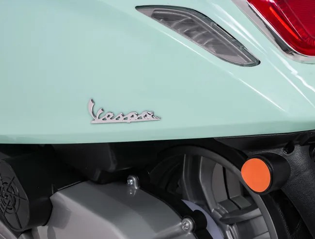 Elektrický skúter Vespa ROMA zelený