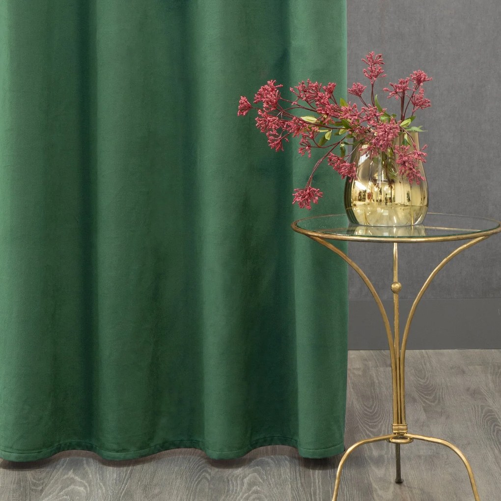 ZATEMŇOVACÍ ZÁVES NA PÁSKE ROSA 135X300 CM TMAVOZELENÁ