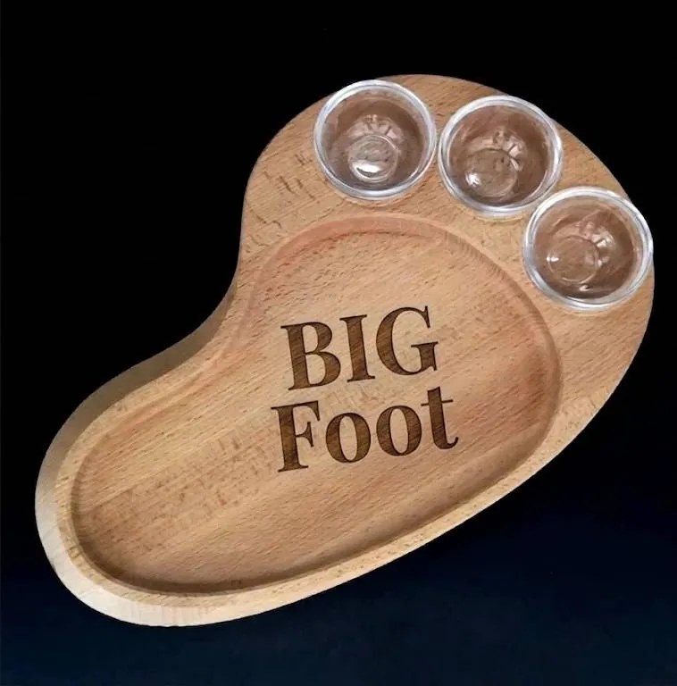 AMADEA Drevený servírovací podnos BIGFOOT, masívne drevo, 45x28x3 cm