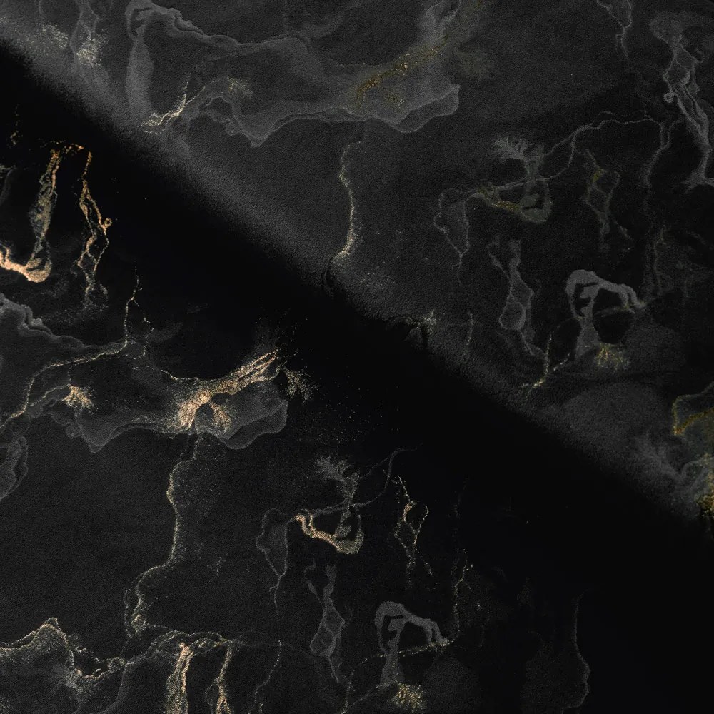 Biante Veľký zamatový obdĺžnikový obrus Isabela IBL-021 Zlatý/dymový mramor na čiernom 180x240 cm