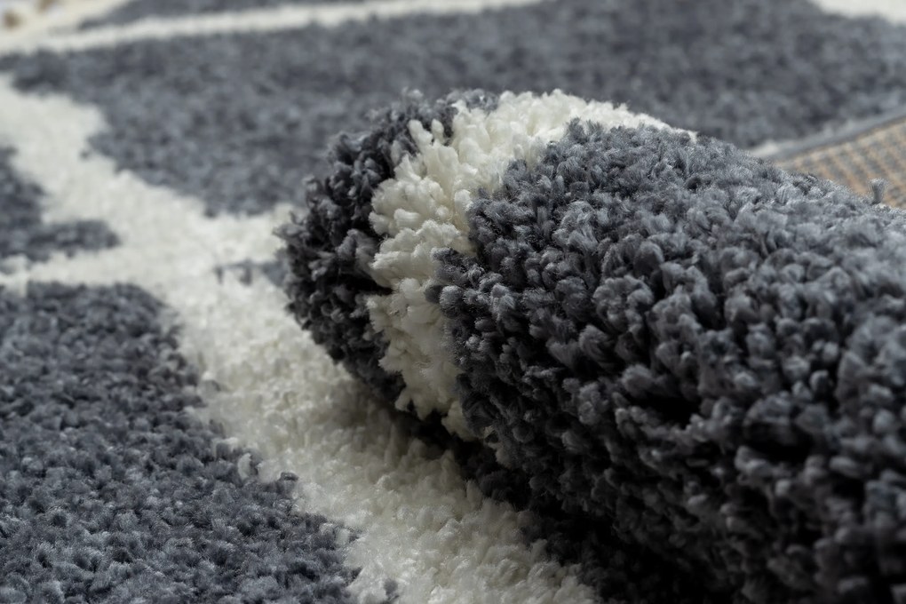 Koberec BERBER CROSS B5950, sivo - biely, strapce, Maroko Shaggy