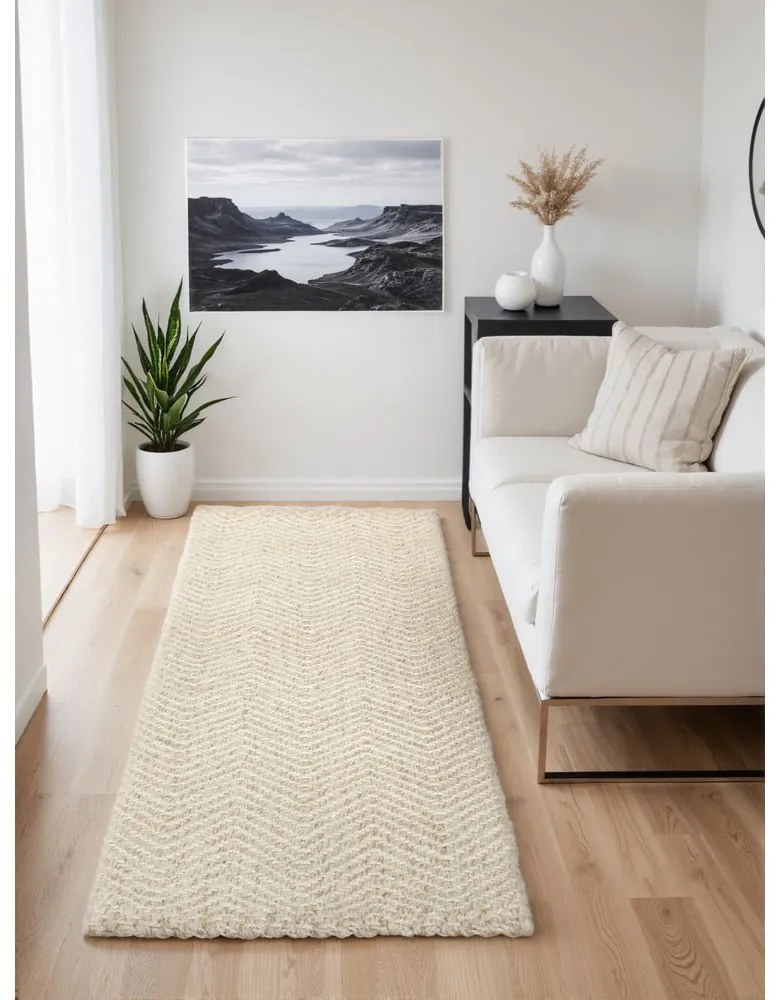 Krémový/slonovinový ručne tkaný behúň s prímesou vlny 80x200 cm Majoli – Elle Decoration