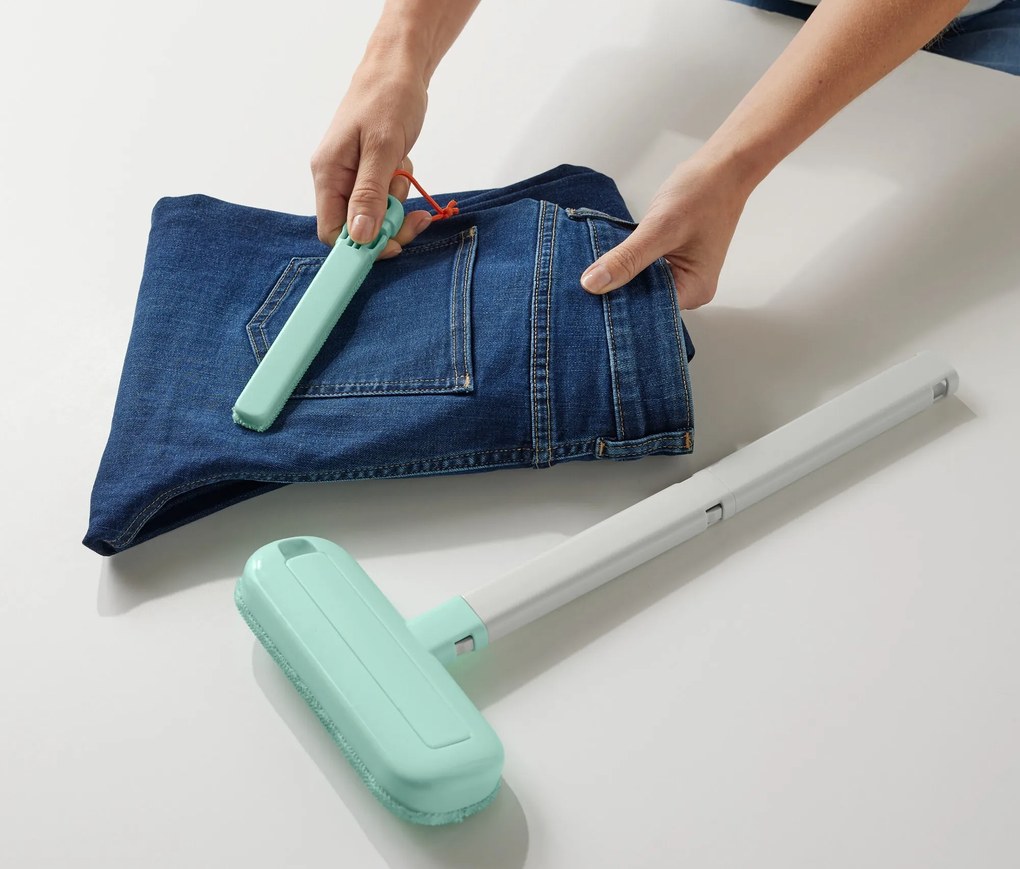 Zázračný čistič na textílie 4 v 1