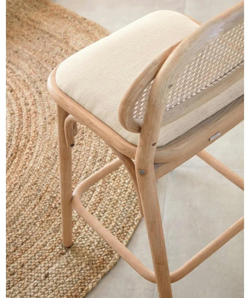 Barová stolička z dubového dreva v prírodnej farbe (výška sedadla 65 cm) Doriane – Kave Home