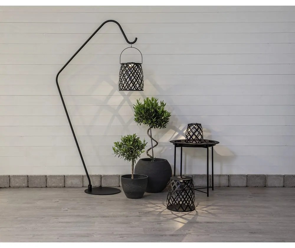 Čierny LED lampáš Star Trading Calabria, výška 20 cm