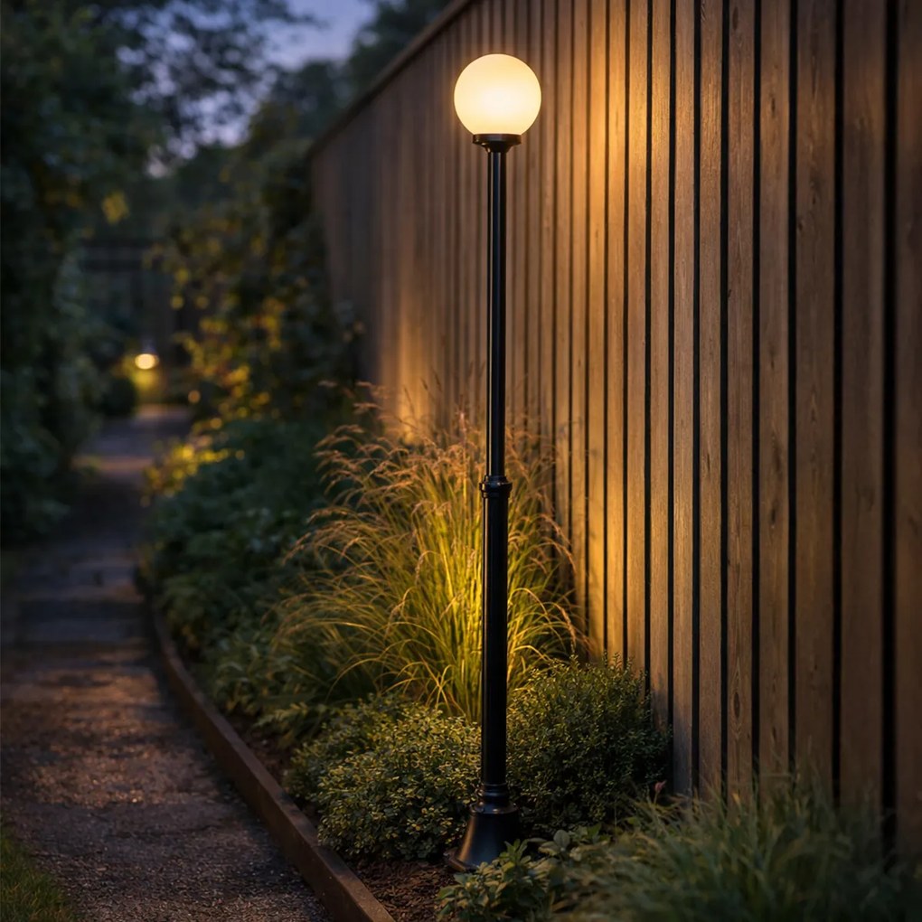 Klasická vonkajšia stojaca lampa čierna s opálovým sklom 210 cm IP44 - Champs