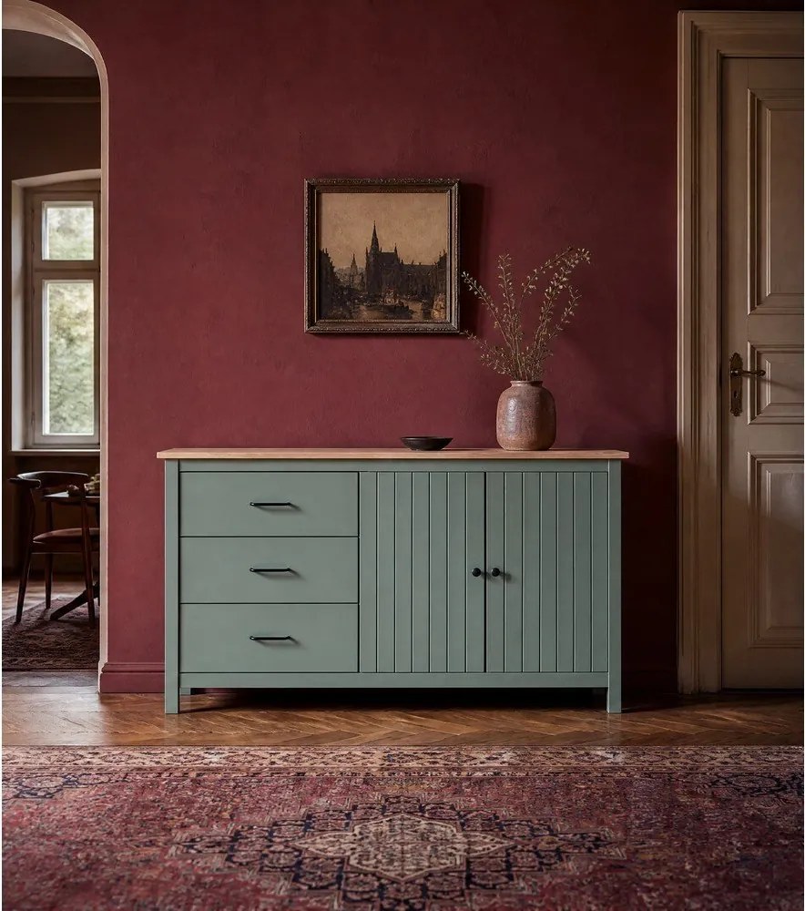 Zelená/v prírodnej farbe nízka komoda z borovicového dreva 150x80 cm Miranda – Marckeric