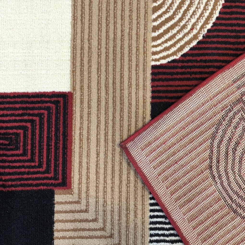 Koberec Alfa 18 – červený s geometrickým vzorom do interiéru Rozmer: 40x60 cm
