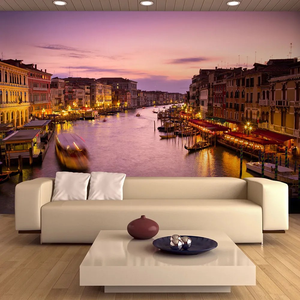 Artgeist Fototapeta - City of lovers, Venice by night Veľkosť: 200x154, Verzia: Premium