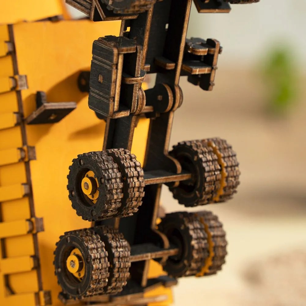 Robotime Rokr 3D dřevěné puzzle Nákladní auto - sklápěč 225 ks