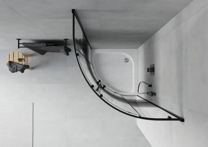 Mexen Rio, štvrťkruhový sprchovací kút s posuvnými dverami 80(dvere) x 80(dvere) x 190 cm, 6mm číre sklo s pásikmi, čierny profil + biela sprchová vanička RIO, 863-080-080-70-20-4710