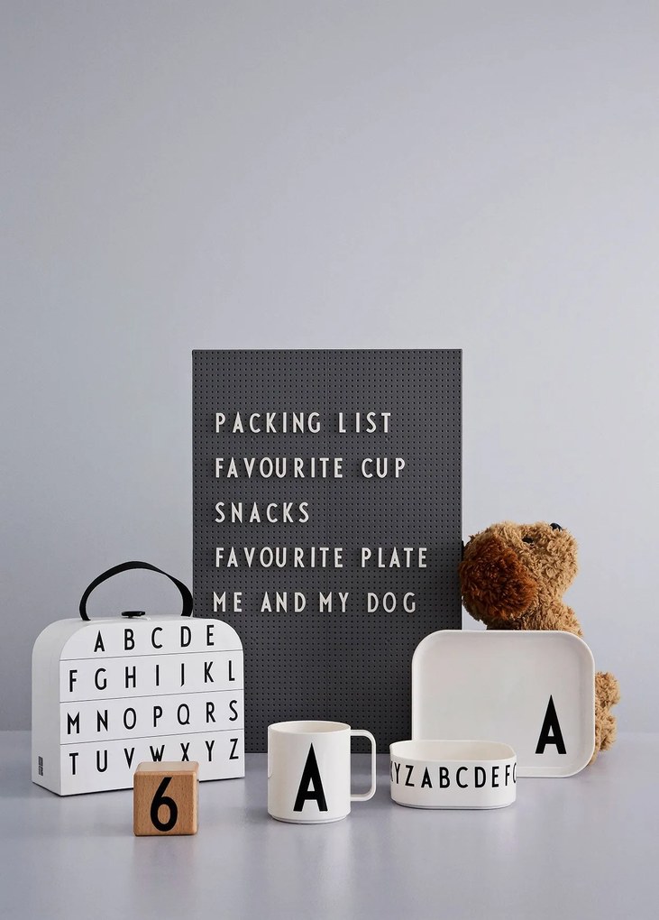 Darčekový kufrík s personalizovaným riadom pre deti DESIGN LETTERS - B