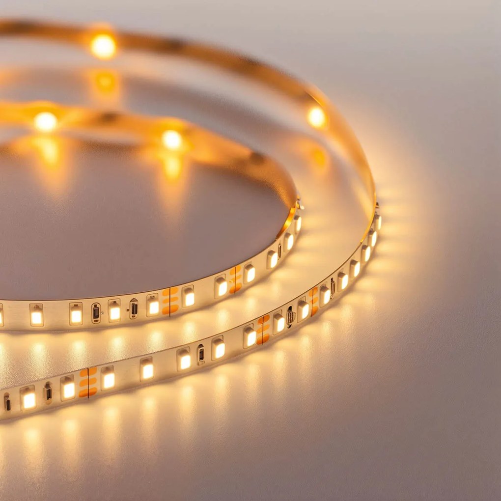 Inteligentný LED pásik RGBW 3 metre 12W