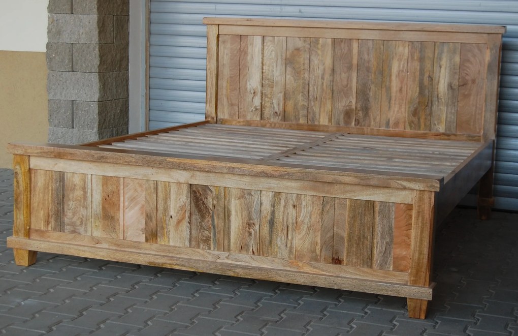 furniture-nabytek.cz - Masívna posteľ 180x200 z dreva mango