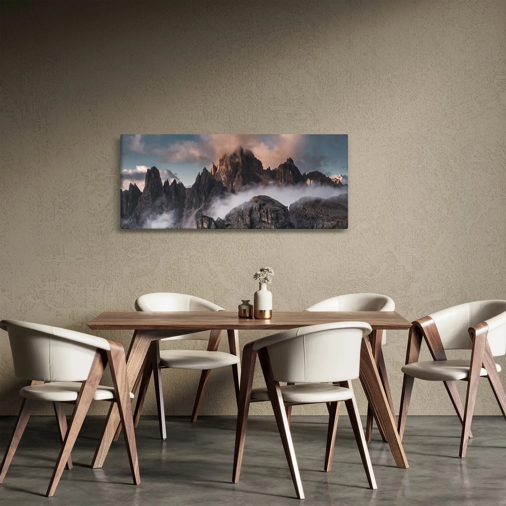 Obraz - Talianske dolomity schované v hmle (120x50 cm)