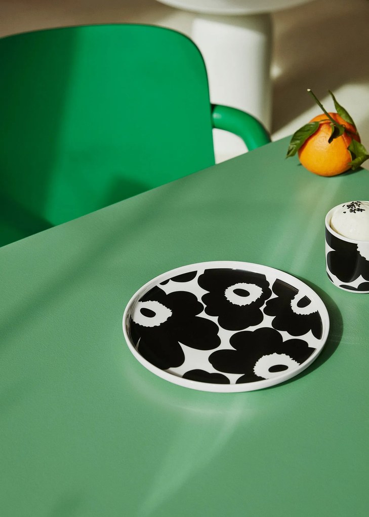 Marimekko Tanier Oiva Unikko 20 cm čierny