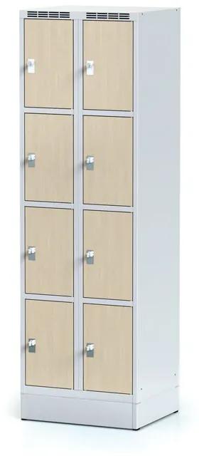 Alfa 3 Šatníková skrinka na sokli s úložnými boxami, 8 boxov 300 mm, laminované dvere breza, cylindrický zámok