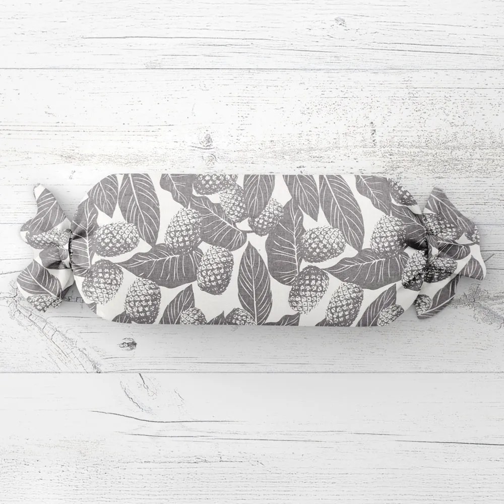 Biante Vankúš valec bonbon Sandra SA-511 Sivé ananásy na bielom 15x40 cm