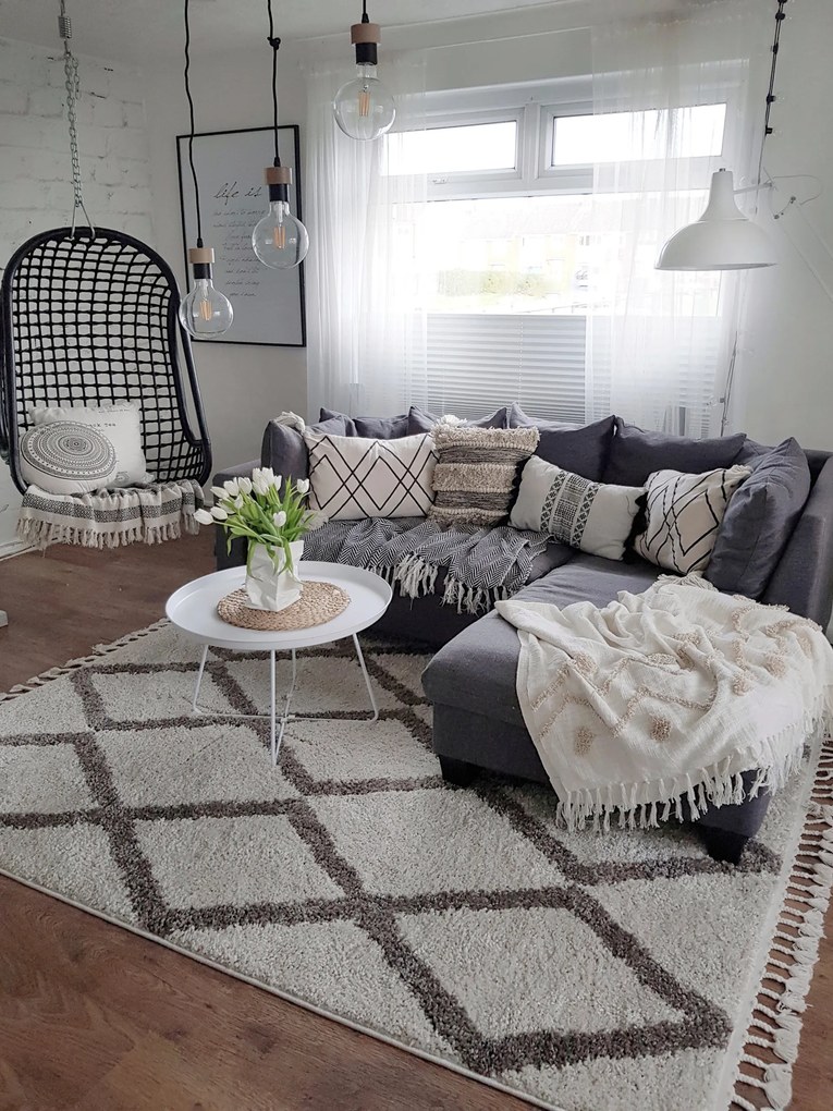 Behúň BERBER TROIK, krémový, strapce