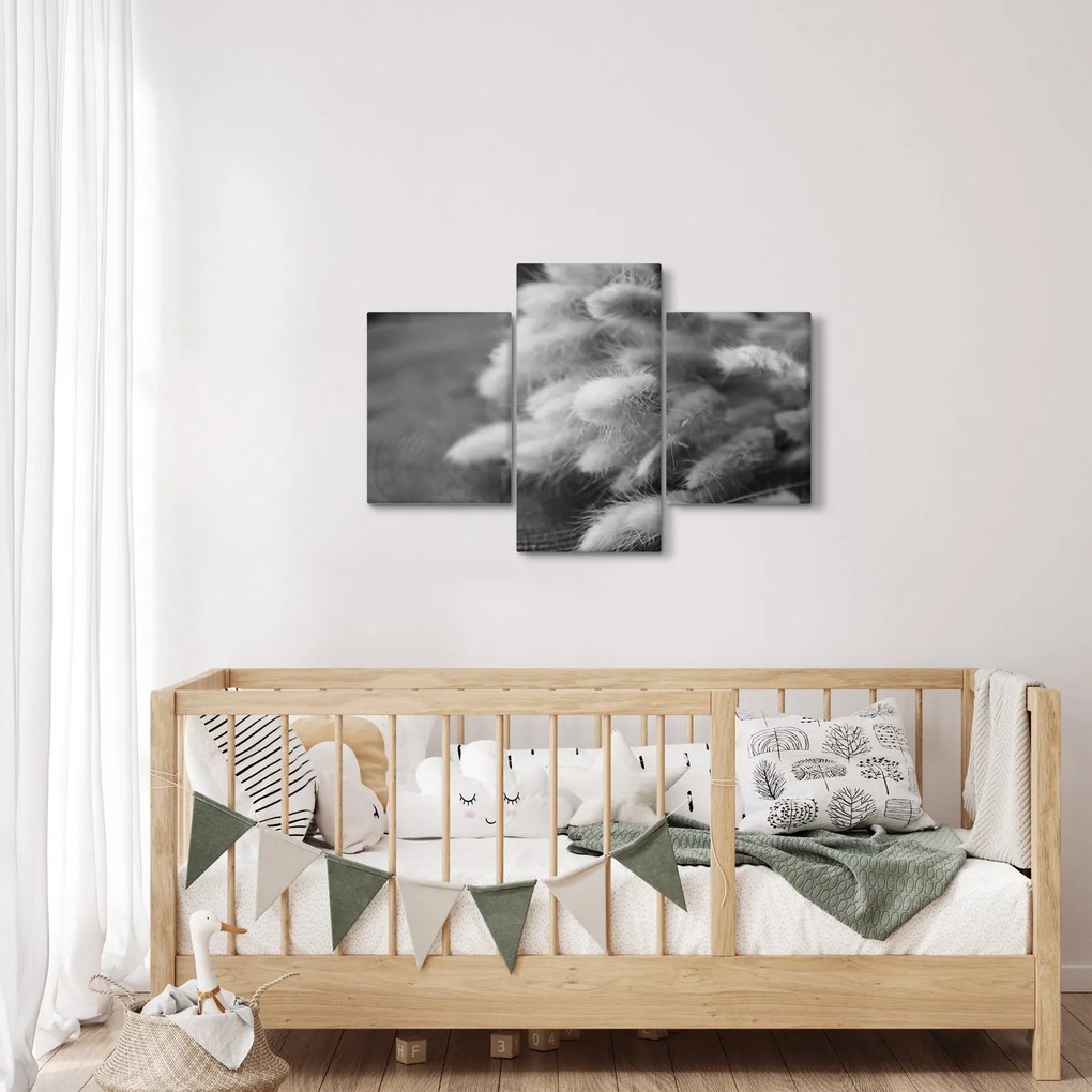 Obraz - bunny tail grass na stole (90x60 cm)