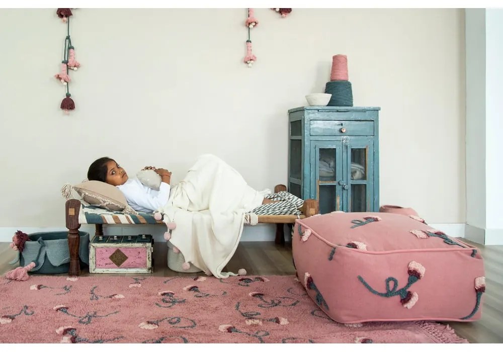 Ružový detský sedací vak English Garden – Lorena Canals