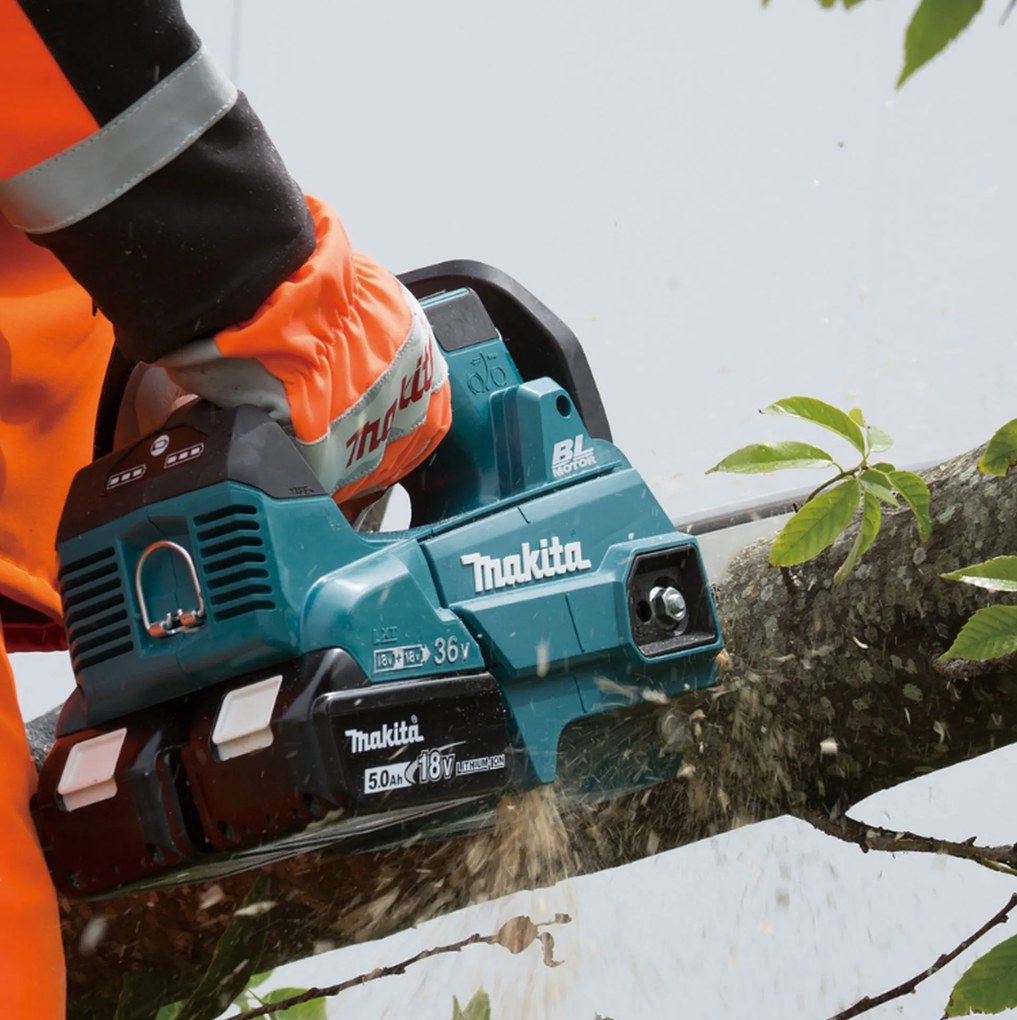 Makita DUC256Z Aku reťazová píla Li-ion LXT (2x18V/bez aku) dĺžka lišty 25cm