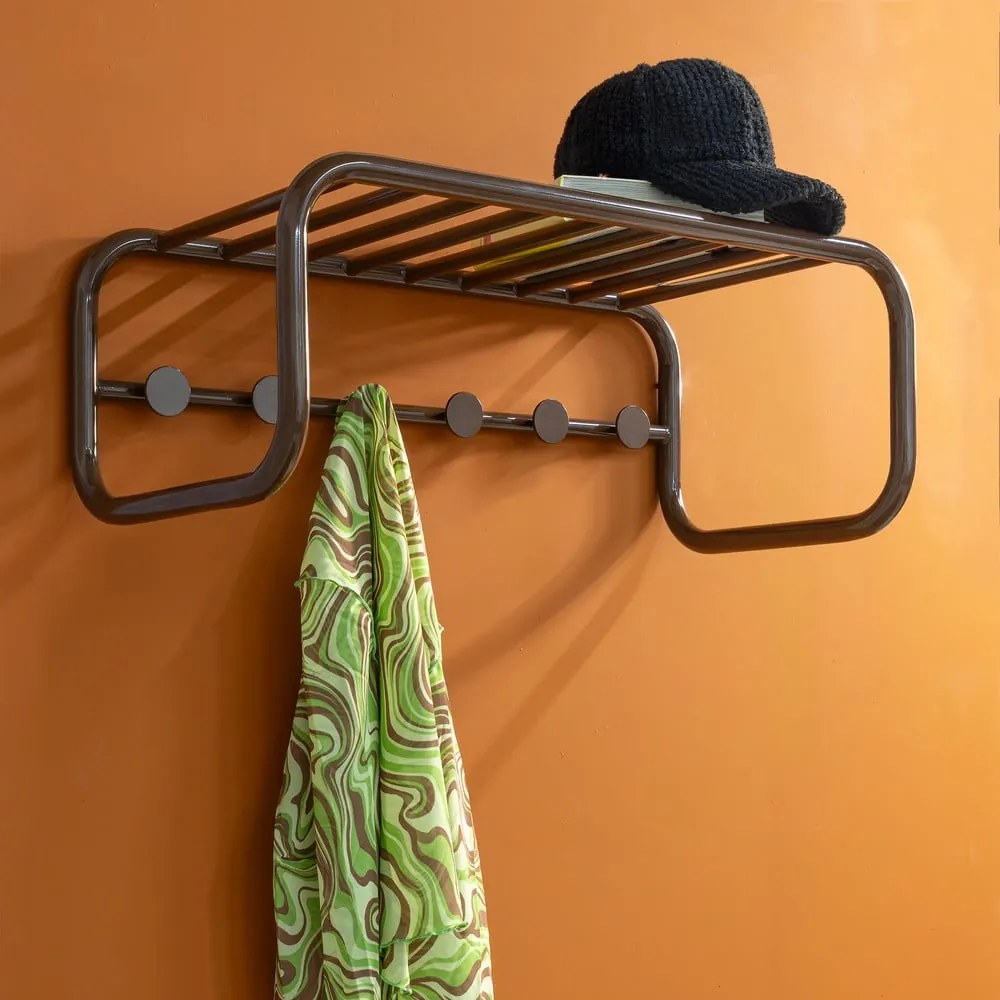 Tmavohnedý kovový nástenný vešiak s poličkou 72 cm Retro – Spinder Design