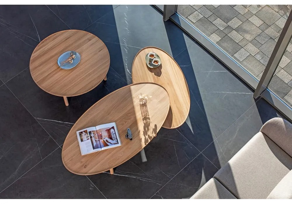 Konferenčný stolík z dubového dreva v prírodnej farbe 65x120 cm Mu - Gazzda