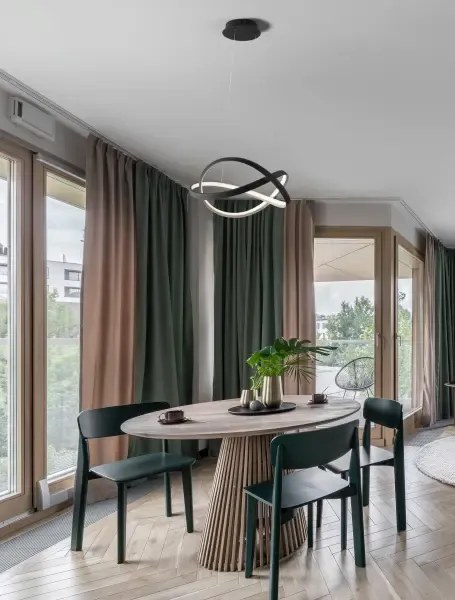 LED luster Odrey čierna s diaľkovým ovládaním