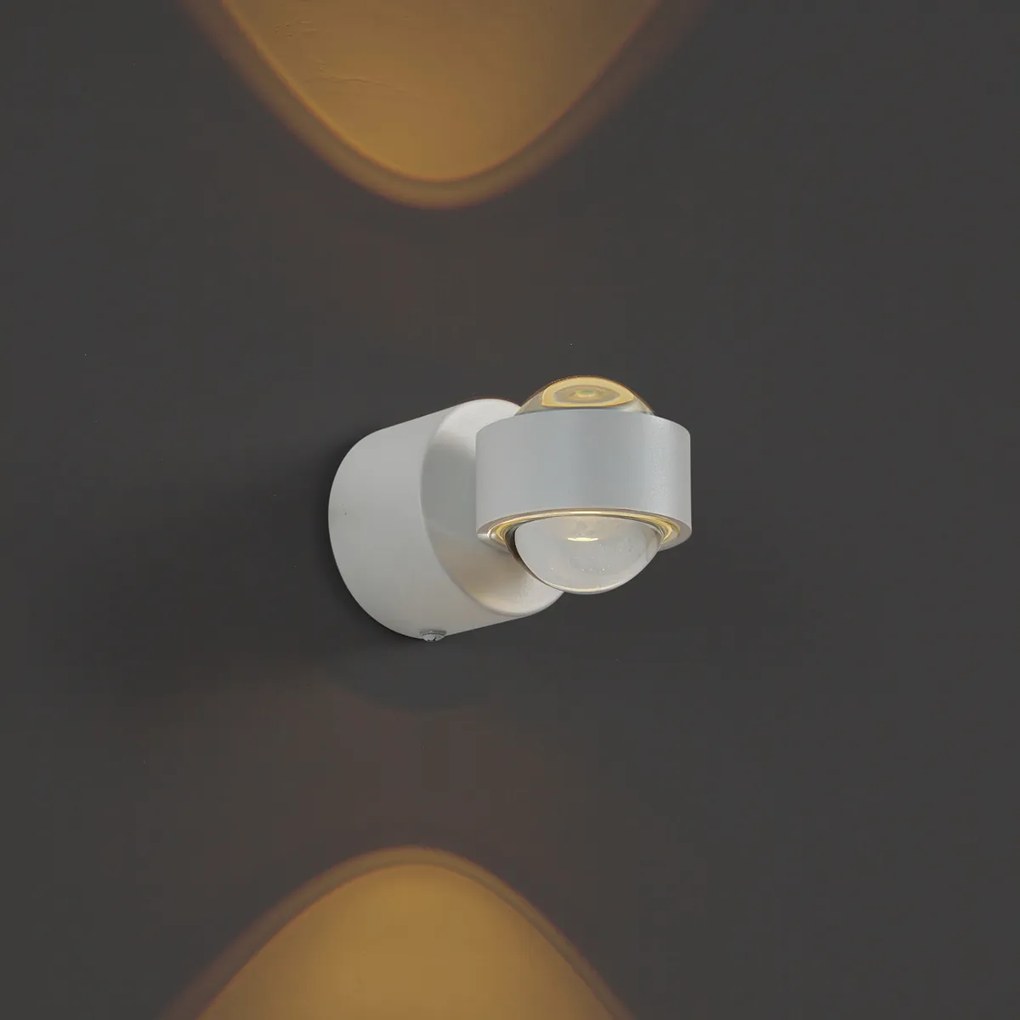 Dizajnové nástenné svietidlo biele vrátane LED IP44 - Lens