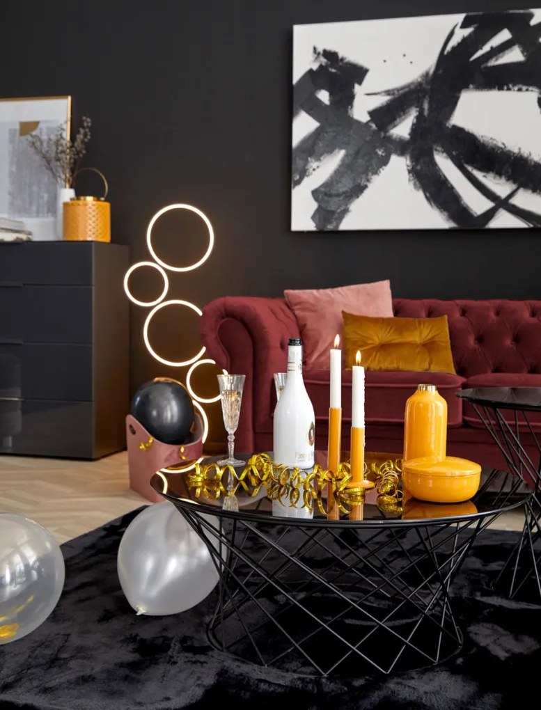 Pohovka Chesterfield, červená látka