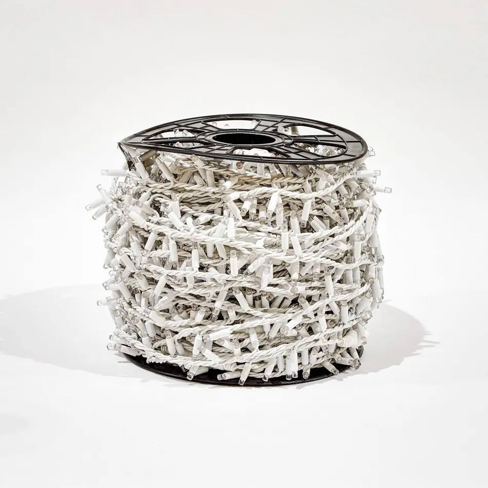 DECOLED LED světelný řetěz 100 m, 2000 červených diod, bílý kabel, IP44