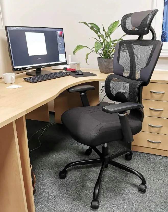 Kancelárska stolička ERGO - čierna - nosnosť 140 kg