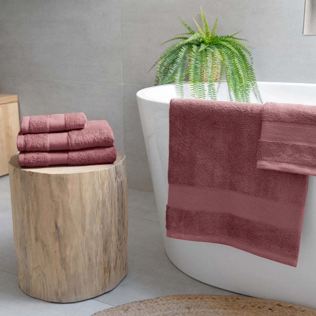 Goldea bambusový uterák/osuška - pastelovo vínový 30 x 50 cm