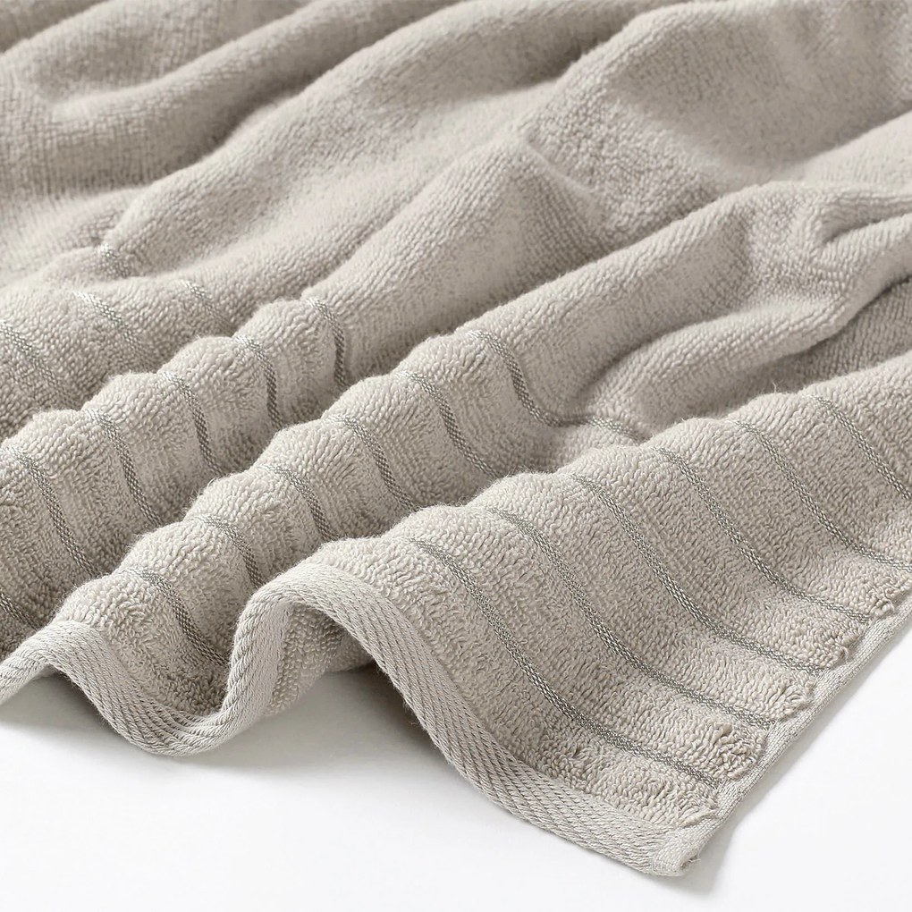 Goldea bavlnený uterák/osuška cotton lux - sivohnedý 50 x 100 cm