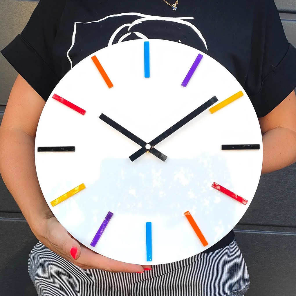 Nástenné hodiny Colorfull 32 cm biele/farebné