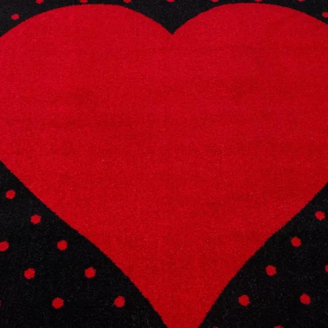 Detský koberec Bambi srdce červený