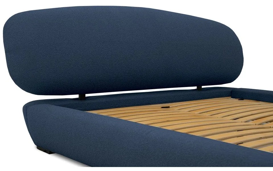 Tmavomodrá čalúnená dvojlôžková posteľ s roštom 180x200 cm Odette – Scandic