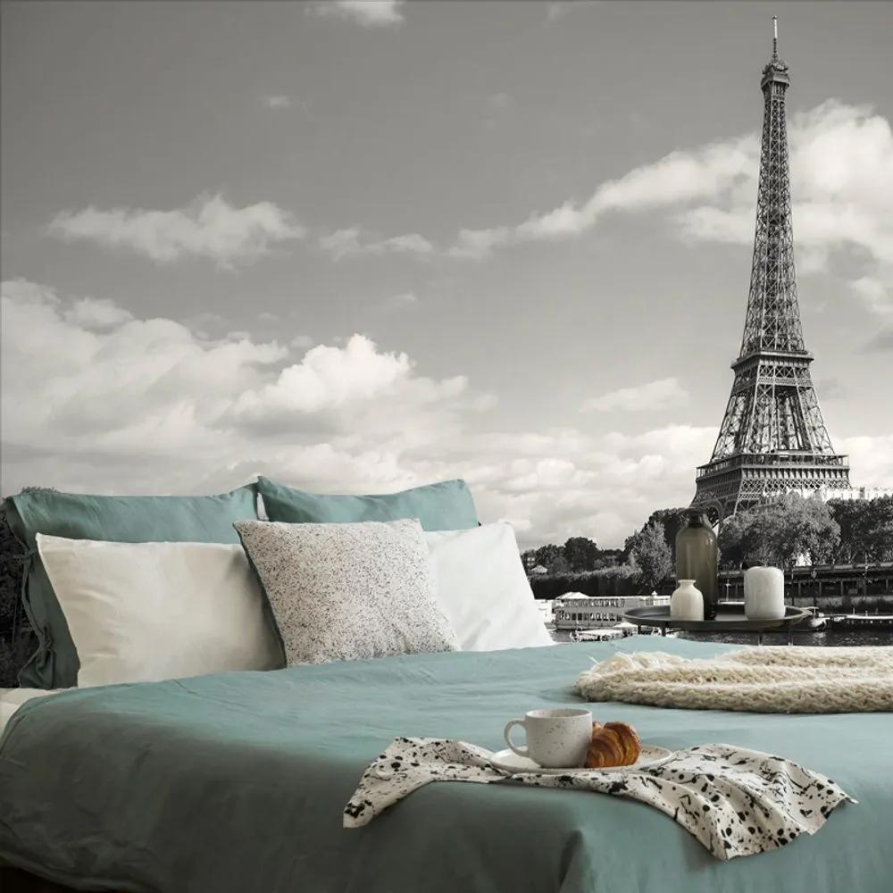 Samolepiaca fototapeta čiernobiely pohľad na dominantu Paríža