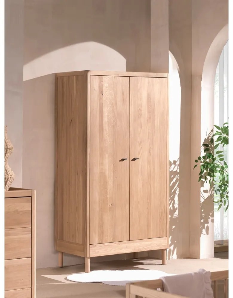 Detská šatníková skriňa z dubového dreva v prírodnej farbe 100x190x55 cm Forrest – Vipack