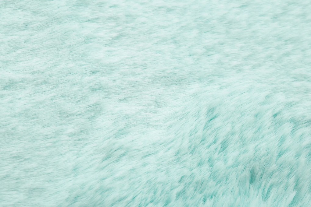 Kusový koberec RABBIT DELUXE - mätový - imitácia králičej kožušiny