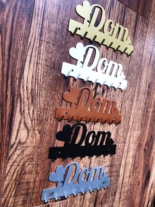 Vešiak na kľúče DOM