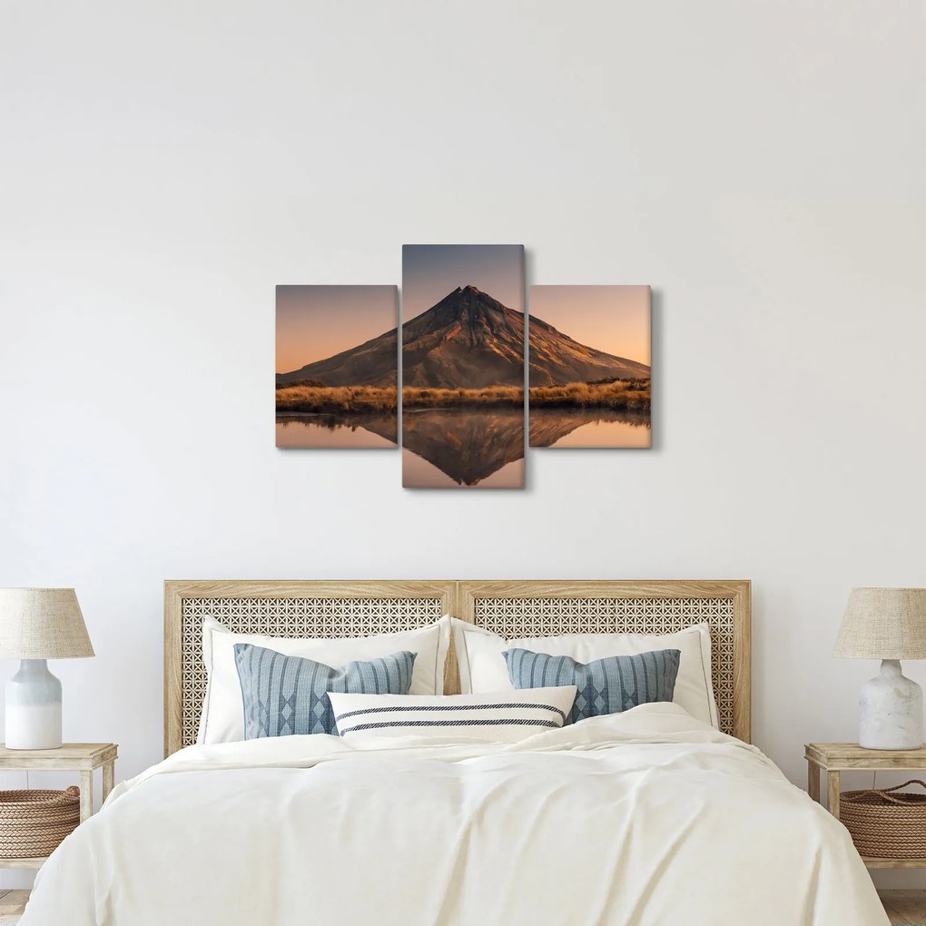 Obraz odrazu hory Taranaki, Nový Zéland (90x60 cm)