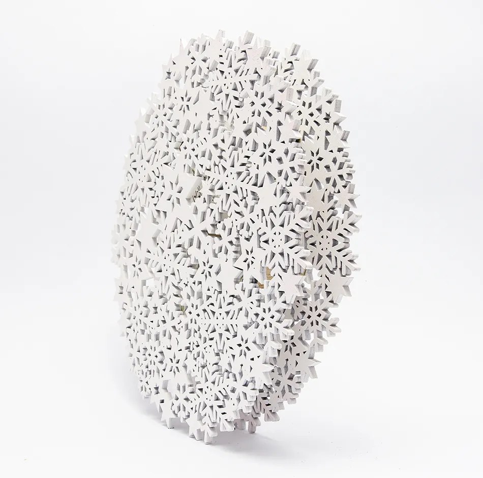 DECOLED Drevené dekorácie snehové vločky s LED svetlami, 26x29x3,2 cm