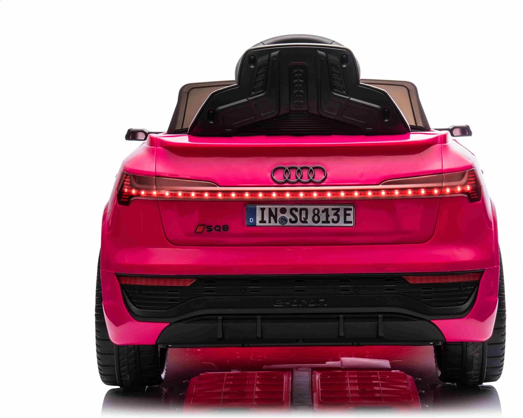 Ramiz Audi SQ8 ružová