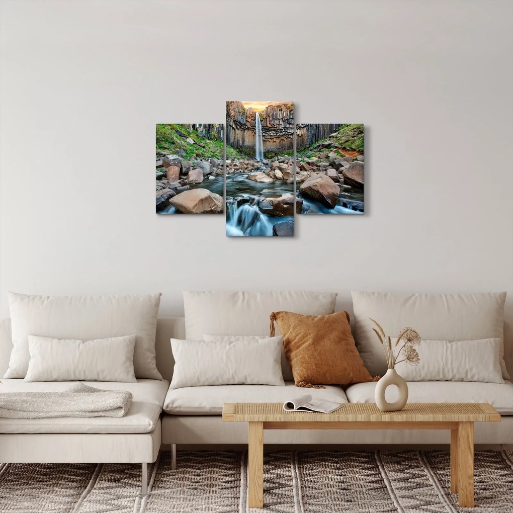 Obraz - Vodopád Svartifoss, Island (90x60 cm)