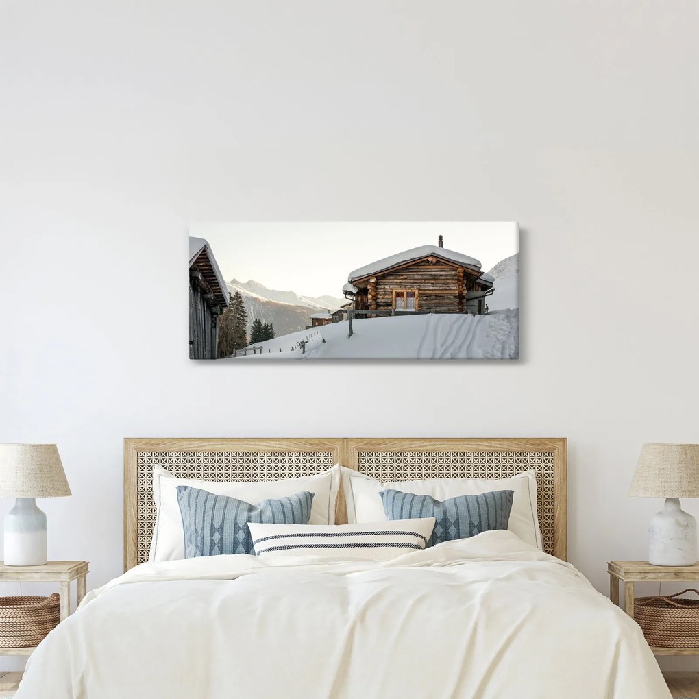 Obraz - horská chata v snehu (120x50 cm)
