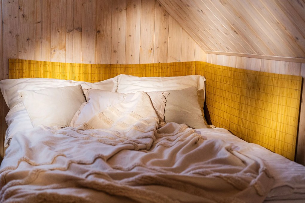 Bambusová rohož za posteľ svetlo hnedá Šírka rohože: 90 cm, Dĺžka rohože: 200 cm