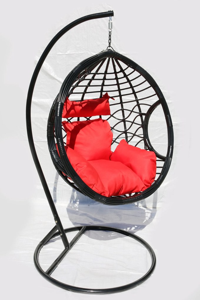 Závesné kreslo 03 čierne s červenou poduškou