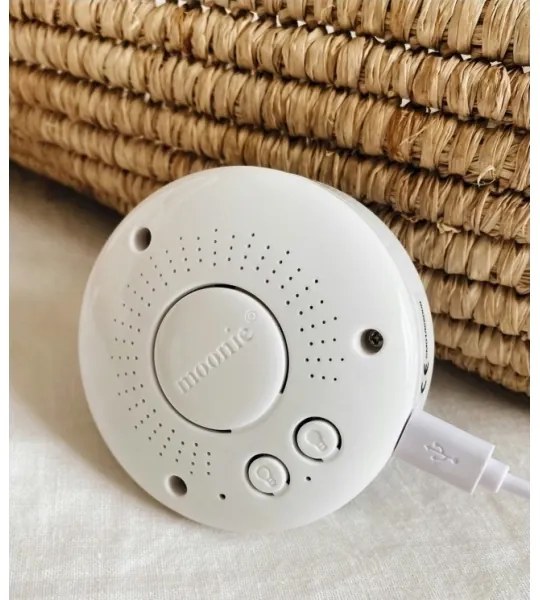 Moonie - Uspávadlo s melódiou a svetlom medvedík organic caramel natur